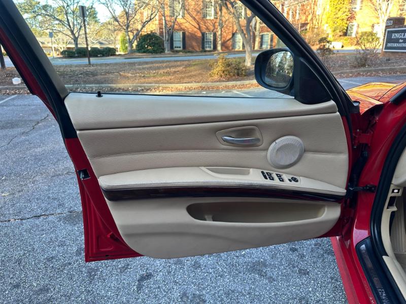 BMW 3-Series 328i 2011