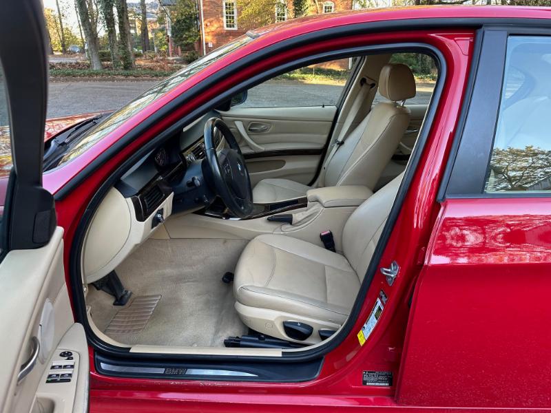 BMW 3-Series 328i 2011