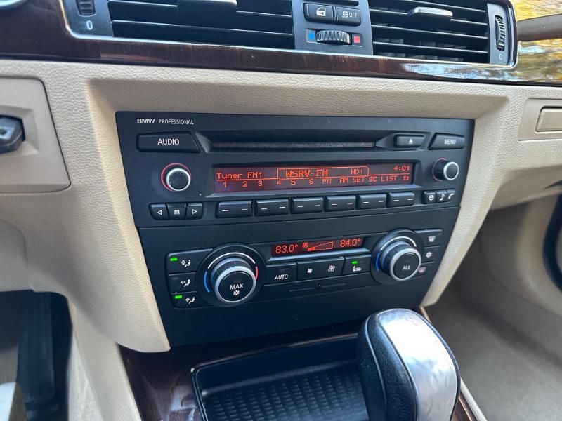 BMW 3-Series 328i 2011