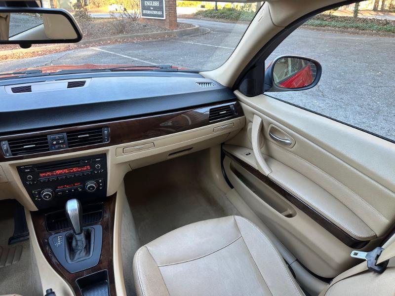 BMW 3-Series 328i 2011