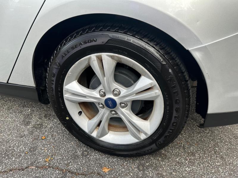 Ford Focus SE Hatch 2014