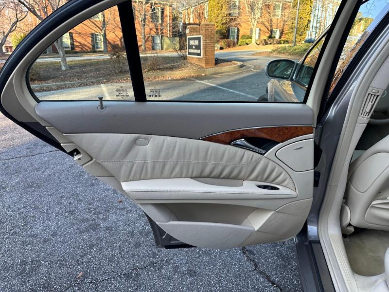 Mercedes-Benz E-Class E500 2006