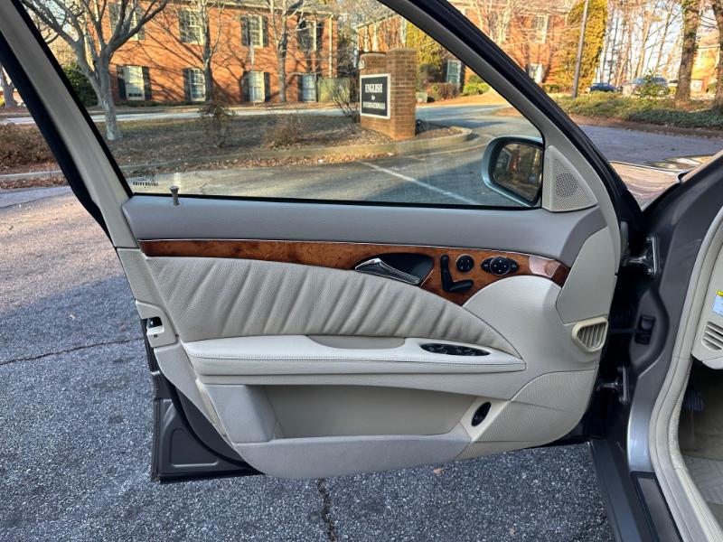 Mercedes-Benz E-Class E500 2006