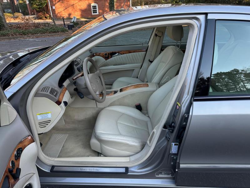 Mercedes-Benz E-Class E500 2006