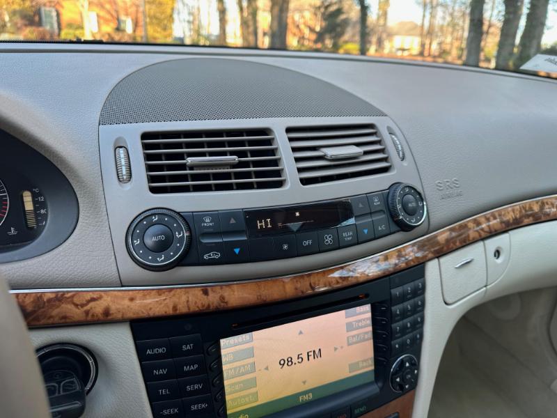 Mercedes-Benz E-Class E500 2006