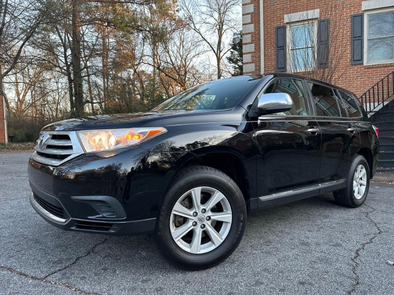 Toyota Highlander Base 4WD 2013