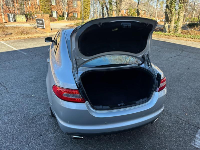 Jaguar XF-Series Premium Luxury 2009