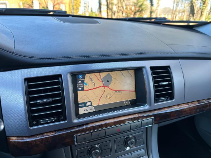 Jaguar XF-Series Premium Luxury 2009