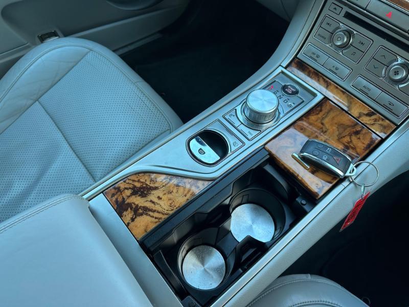 Jaguar XF-Series Premium Luxury 2009