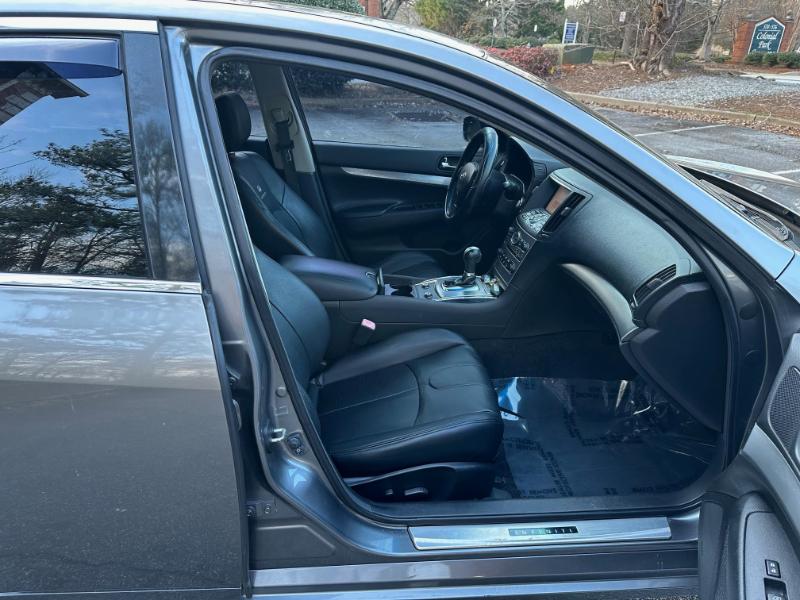 Infiniti G37 Sedan 4dr Journey RWD 2013