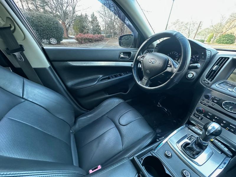 Infiniti G37 Sedan 4dr Journey RWD 2013