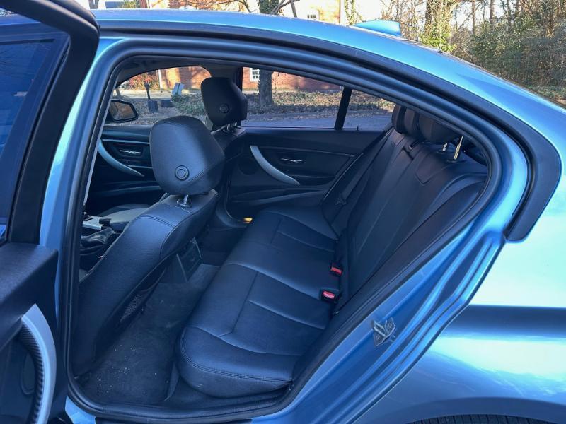 BMW 3-Series 328i Sedan 2013