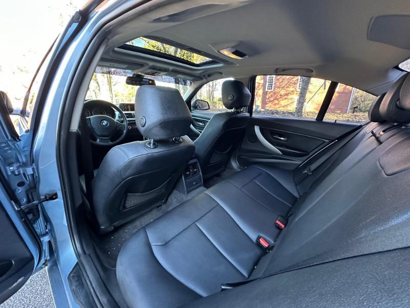 BMW 3-Series 328i Sedan 2013