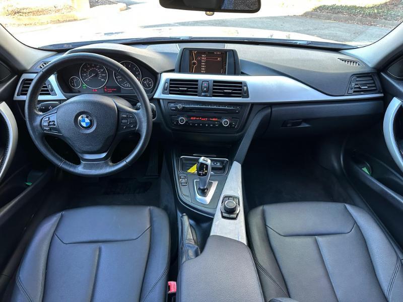 BMW 3-Series 328i Sedan 2013