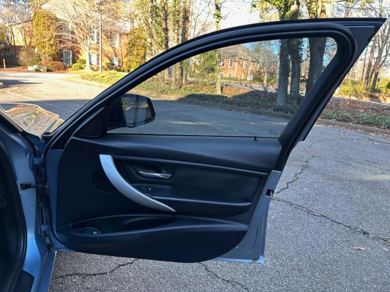 BMW 3-Series 328i Sedan 2013