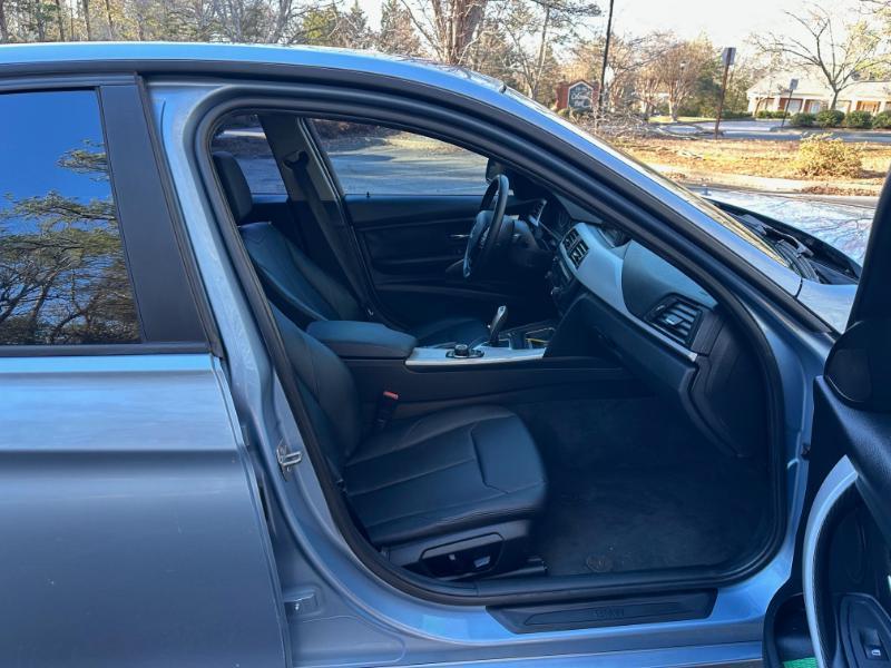 BMW 3-Series 328i Sedan 2013