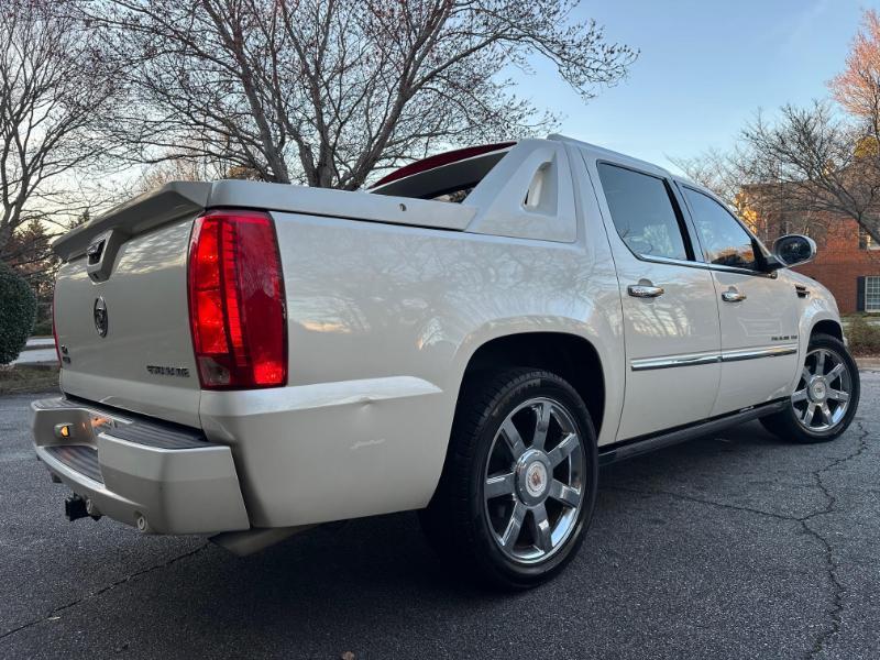 Cadillac Escalade EXT Premium 2011