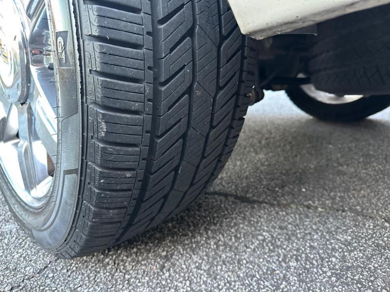 Cadillac Escalade EXT Premium 2011