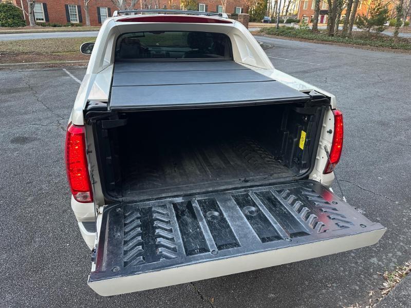 Cadillac Escalade EXT Premium 2011