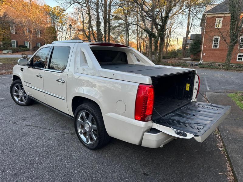 Cadillac Escalade EXT Premium 2011