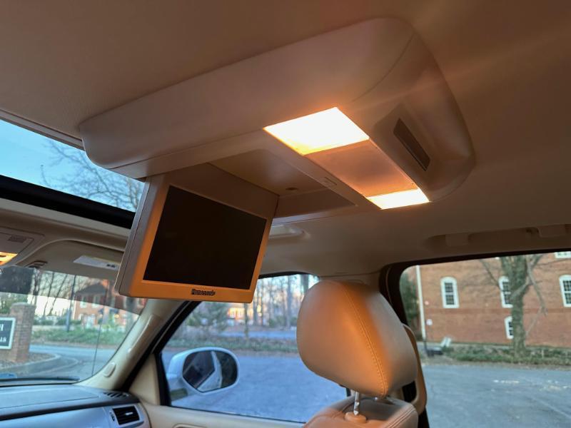 Cadillac Escalade EXT Premium 2011