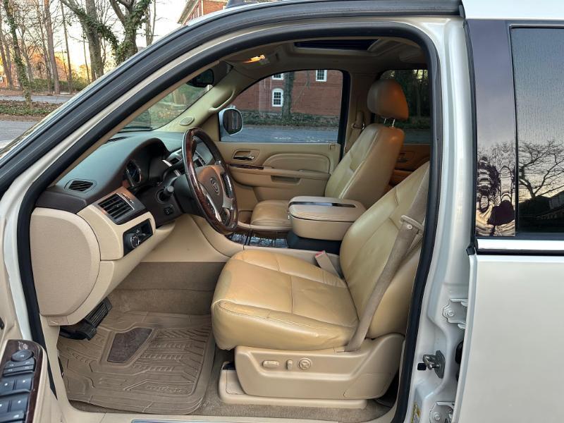 Cadillac Escalade EXT Premium 2011