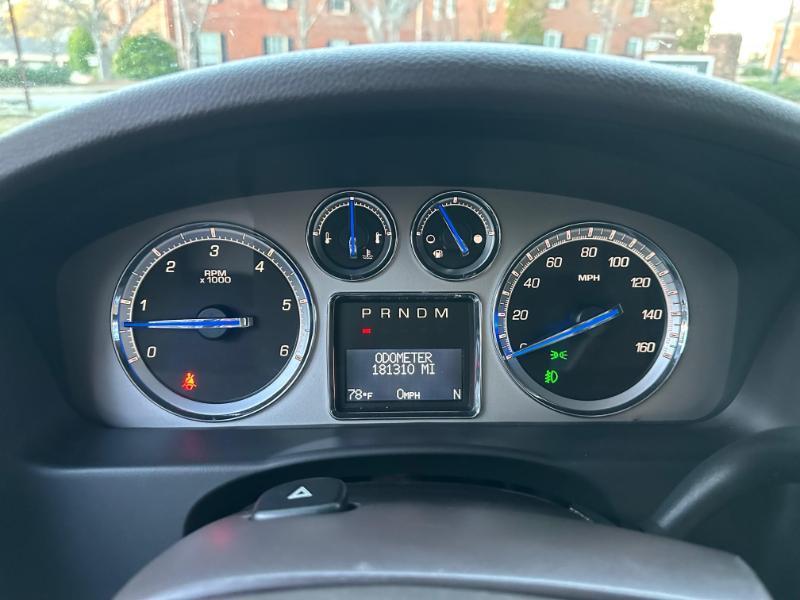 Cadillac Escalade EXT Premium 2011