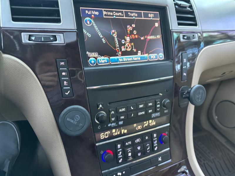 Cadillac Escalade EXT Premium 2011