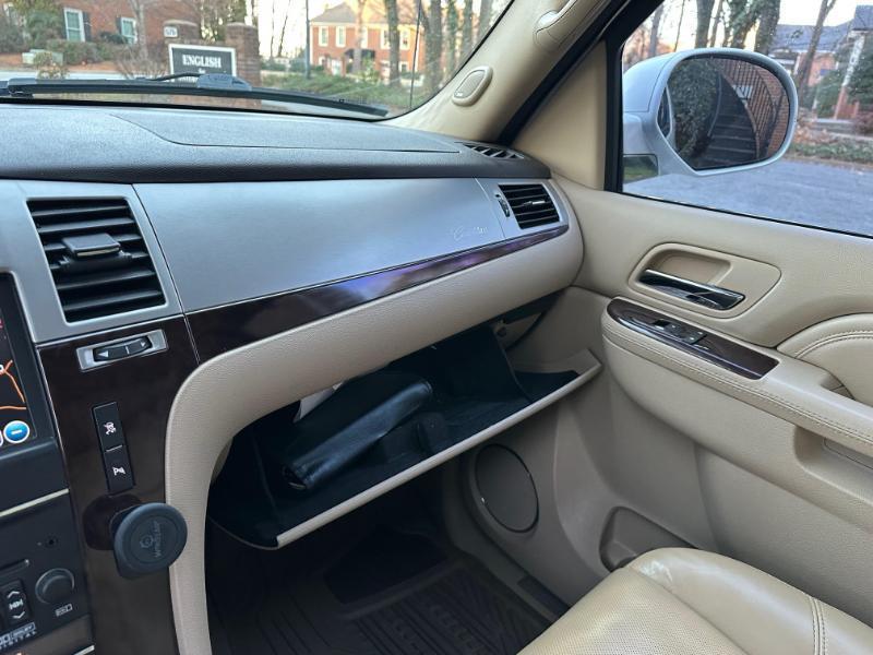 Cadillac Escalade EXT Premium 2011