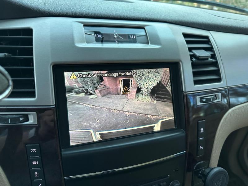 Cadillac Escalade EXT Premium 2011