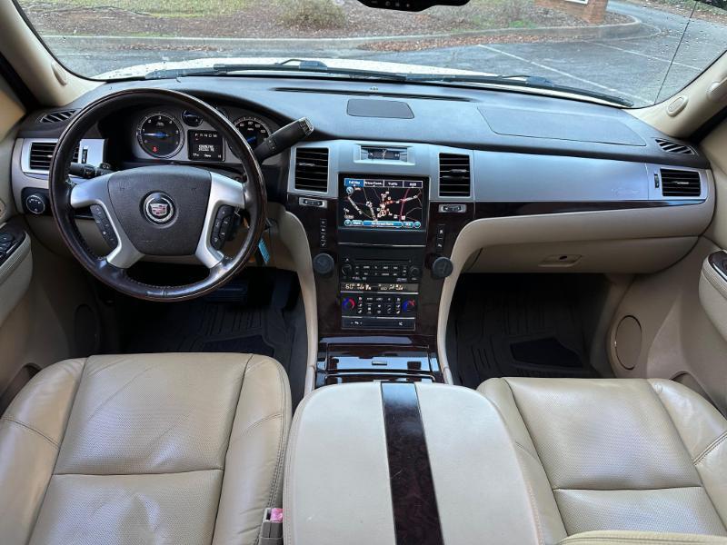 Cadillac Escalade EXT Premium 2011