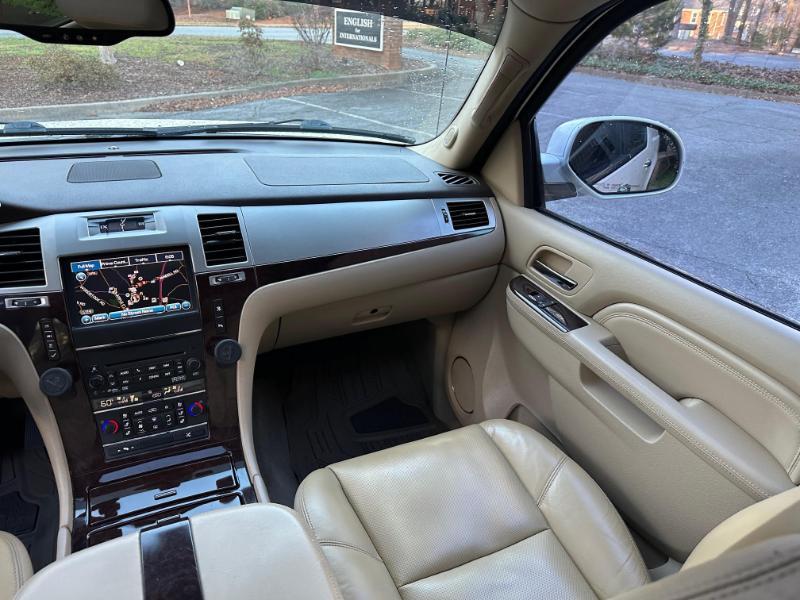 Cadillac Escalade EXT Premium 2011