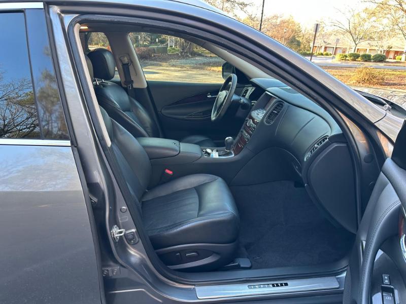 Infiniti QX50 Base RWD 2015