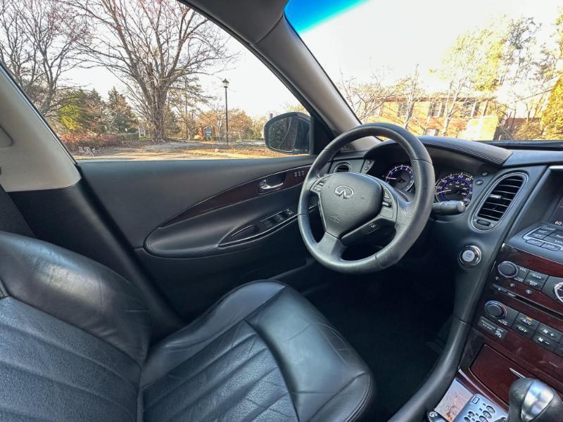 Infiniti QX50 Base RWD 2015