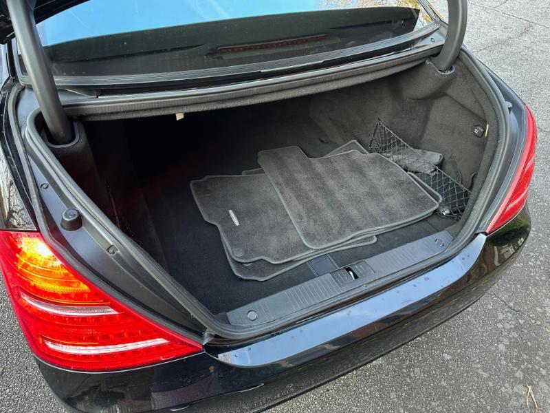 Mercedes-Benz S-Class S550 2010