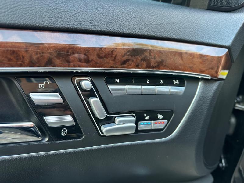 Mercedes-Benz S-Class S550 2010