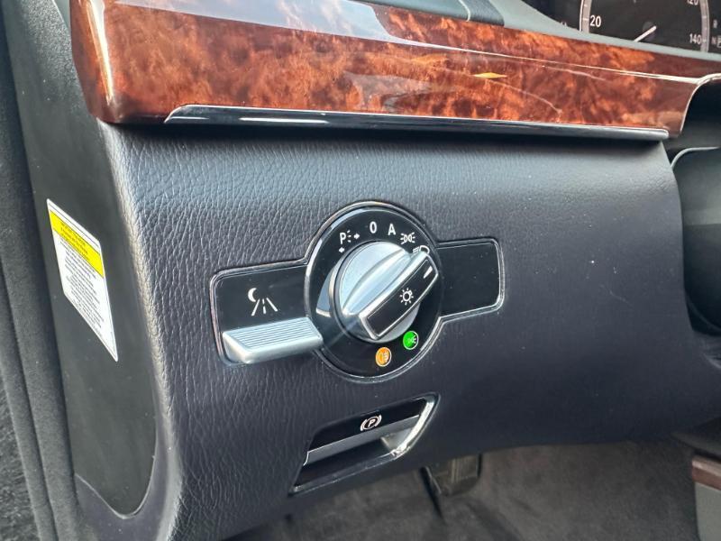 Mercedes-Benz S-Class S550 2010