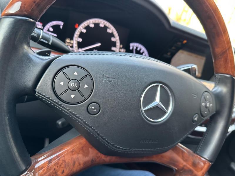 Mercedes-Benz S-Class S550 2010
