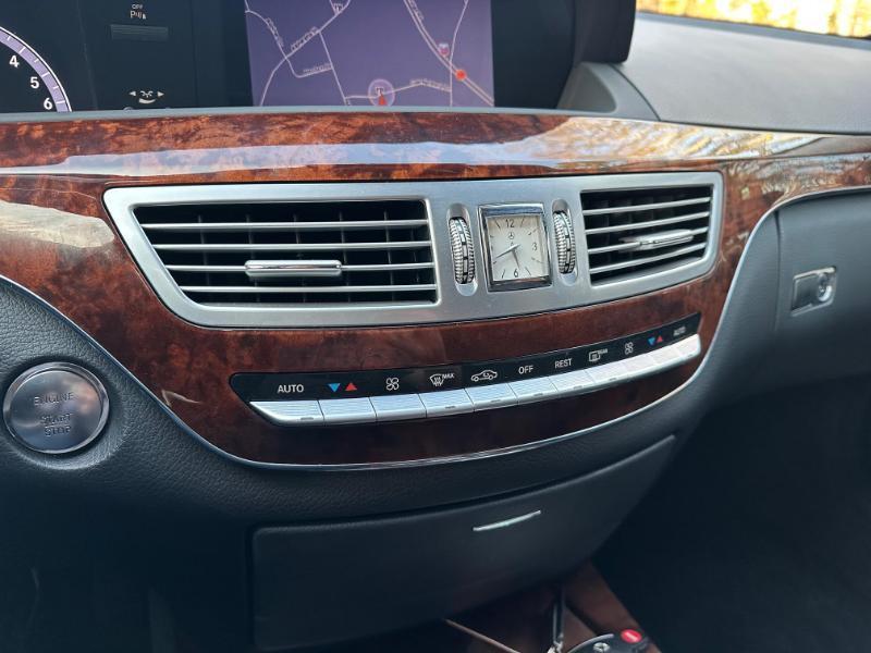 Mercedes-Benz S-Class S550 2010