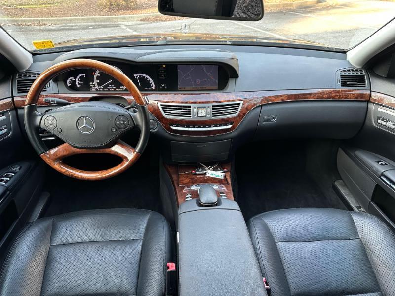 Mercedes-Benz S-Class S550 2010