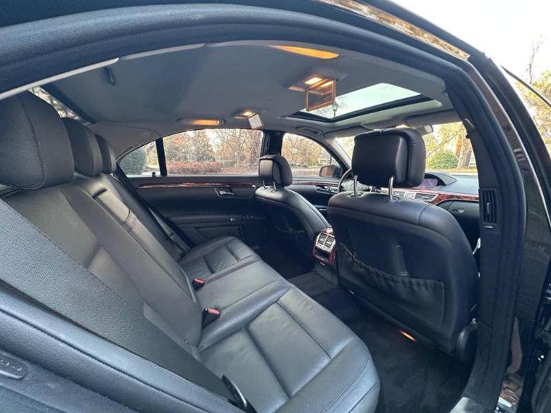 Mercedes-Benz S-Class S550 2010