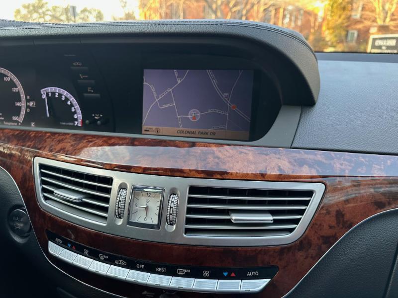 Mercedes-Benz S-Class S550 2010