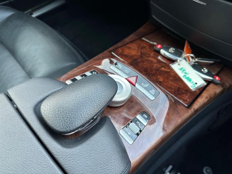 Mercedes-Benz S-Class S550 2010