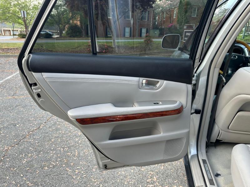 Lexus RX 330 FWD 2006