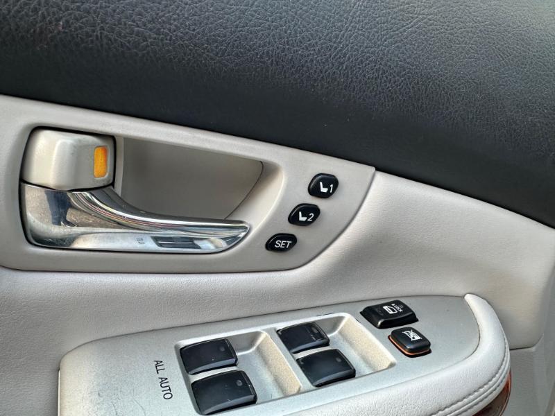 Lexus RX 330 FWD 2006