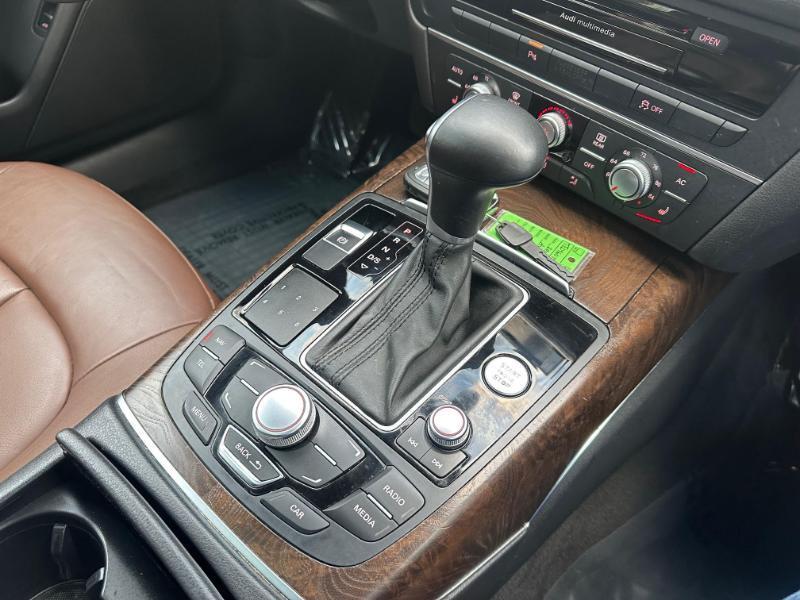 Audi A6 2.0T Premium Plus quattro 2013