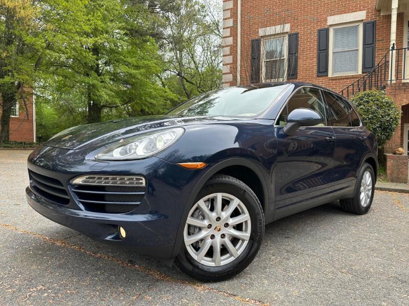 2011 Porsche Cayenne Base