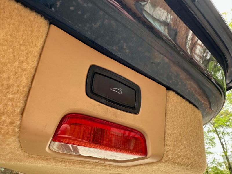 Porsche Cayenne Base 2011