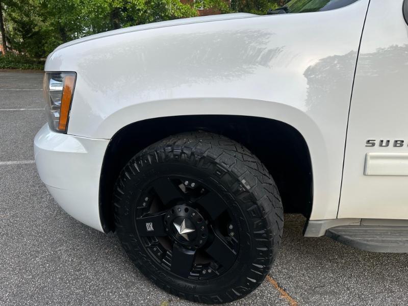 Chevrolet Suburban LT 1500 2WD 2013