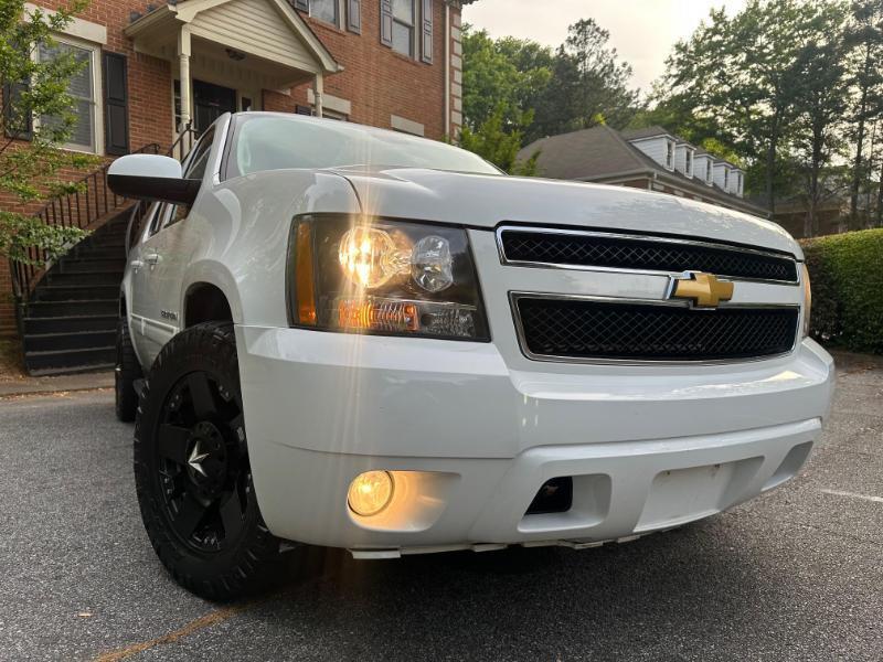 Chevrolet Suburban LT 1500 2WD 2013